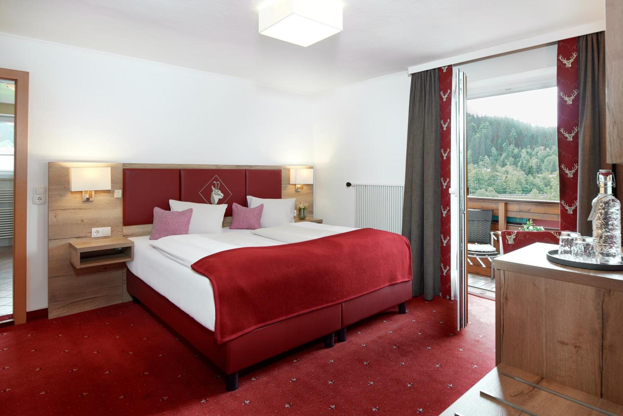 Deluxe Double Room Balcony,699500382:JPEG